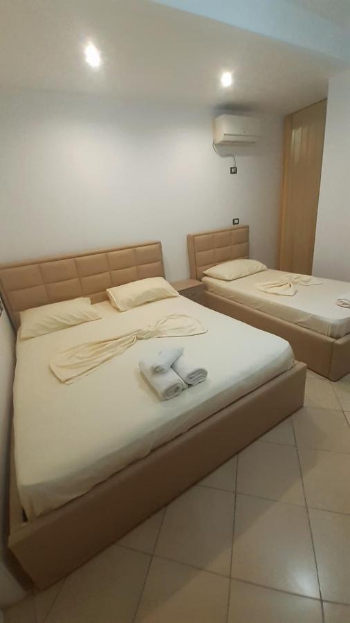 Hotel Vila Flowers Wlora Zewnętrze zdjęcie