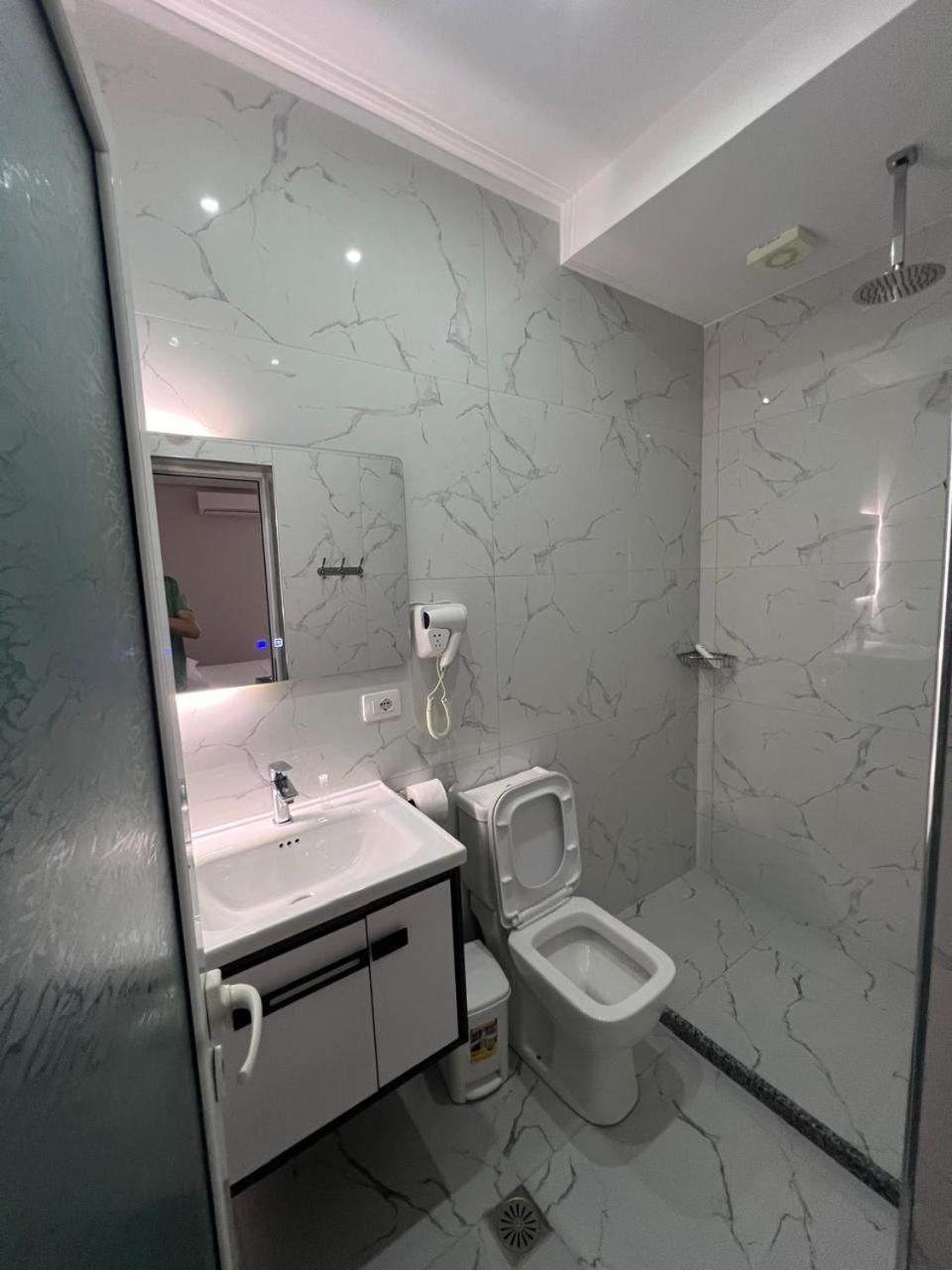 Hotel Vila Flowers Wlora Pokój zdjęcie